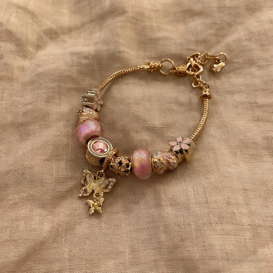 vintage light luxury bracelet