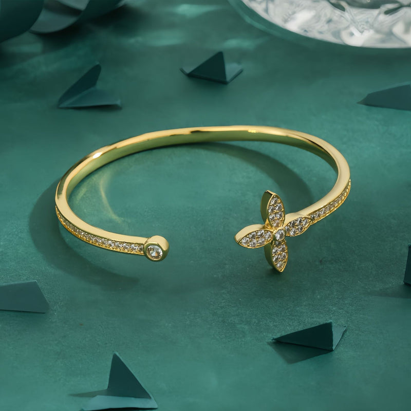 Extra image for Élora Bloom Bracelet